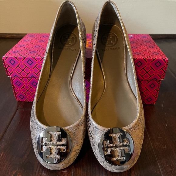 BNWT Tory Burch Bonneville Pewter leather Revas - Picture 1 of 5